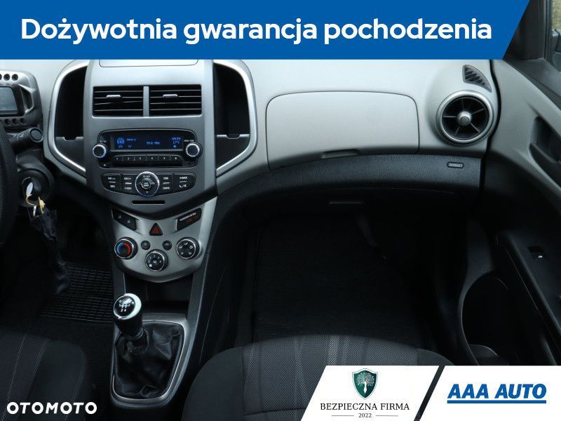 Chevrolet Aveo - 10