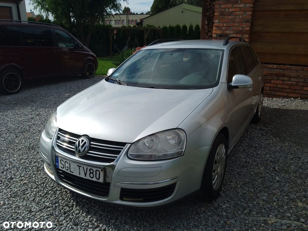 Volkswagen Golf - 4