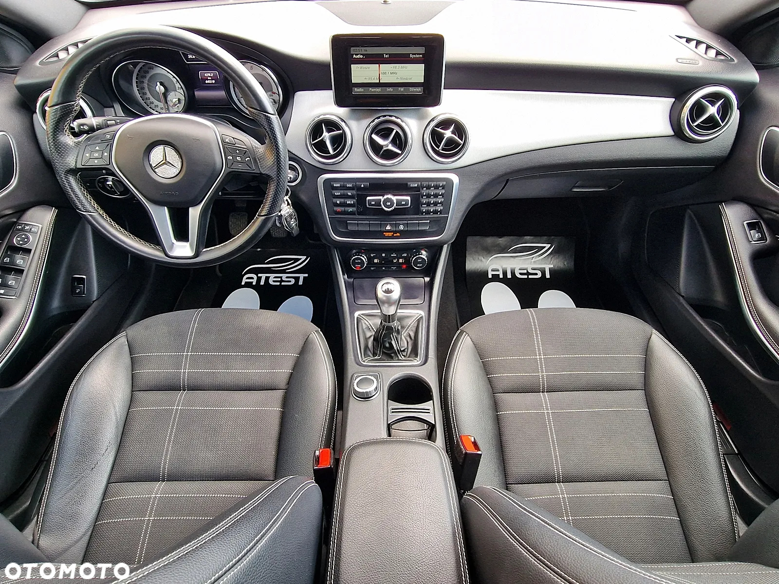 Mercedes-Benz GLA 200 - 9