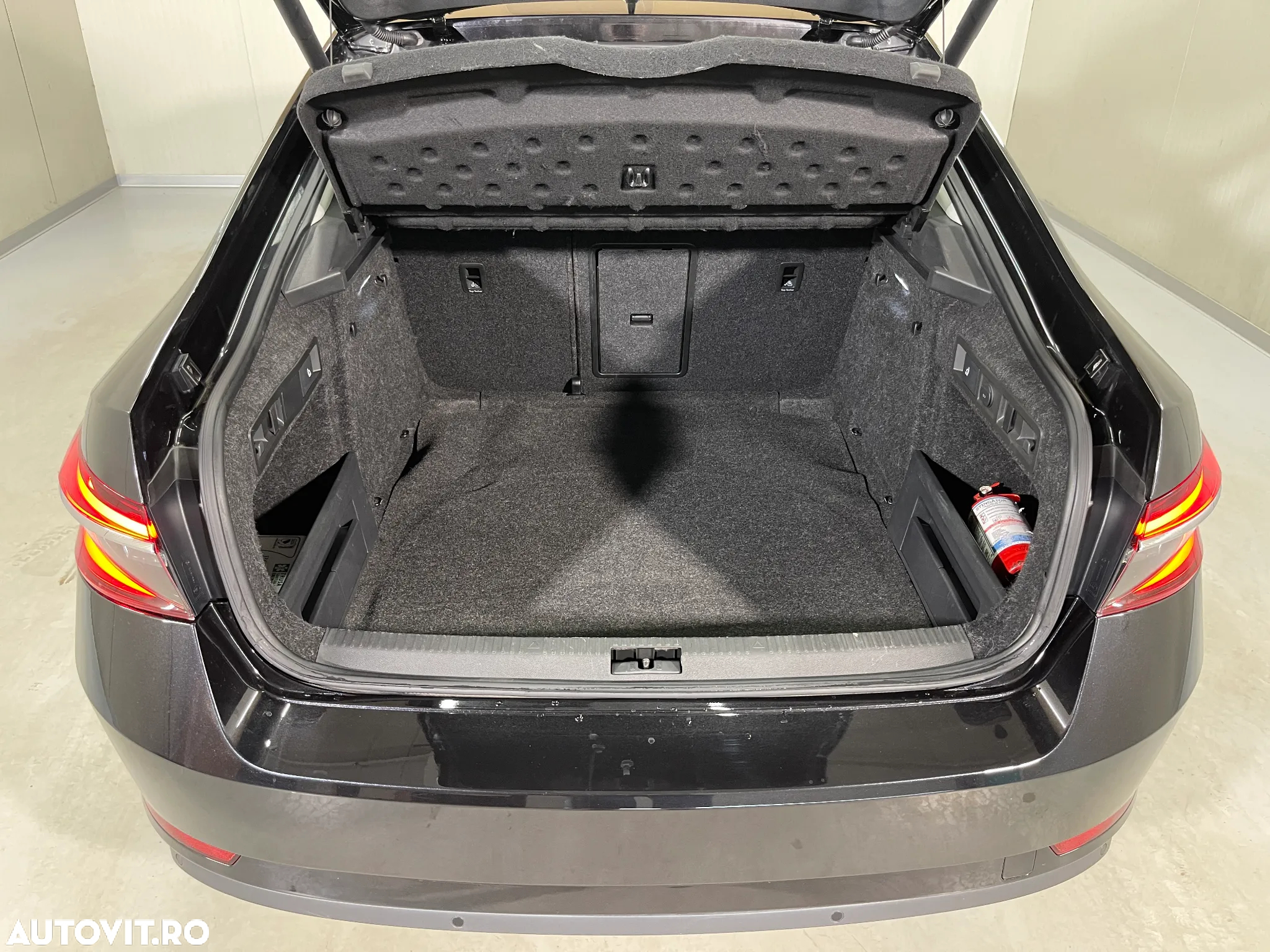 Skoda Superb 1.5 TSI DSG Ambition - 12