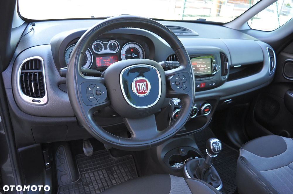 Fiat 500L 1.4 T-Jet 16V Lounge - 22