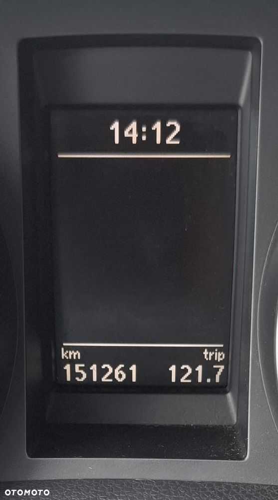 Volkswagen Golf - 24