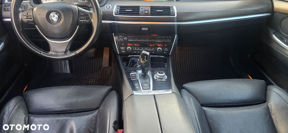 BMW 5GT 530d xDrive - 11