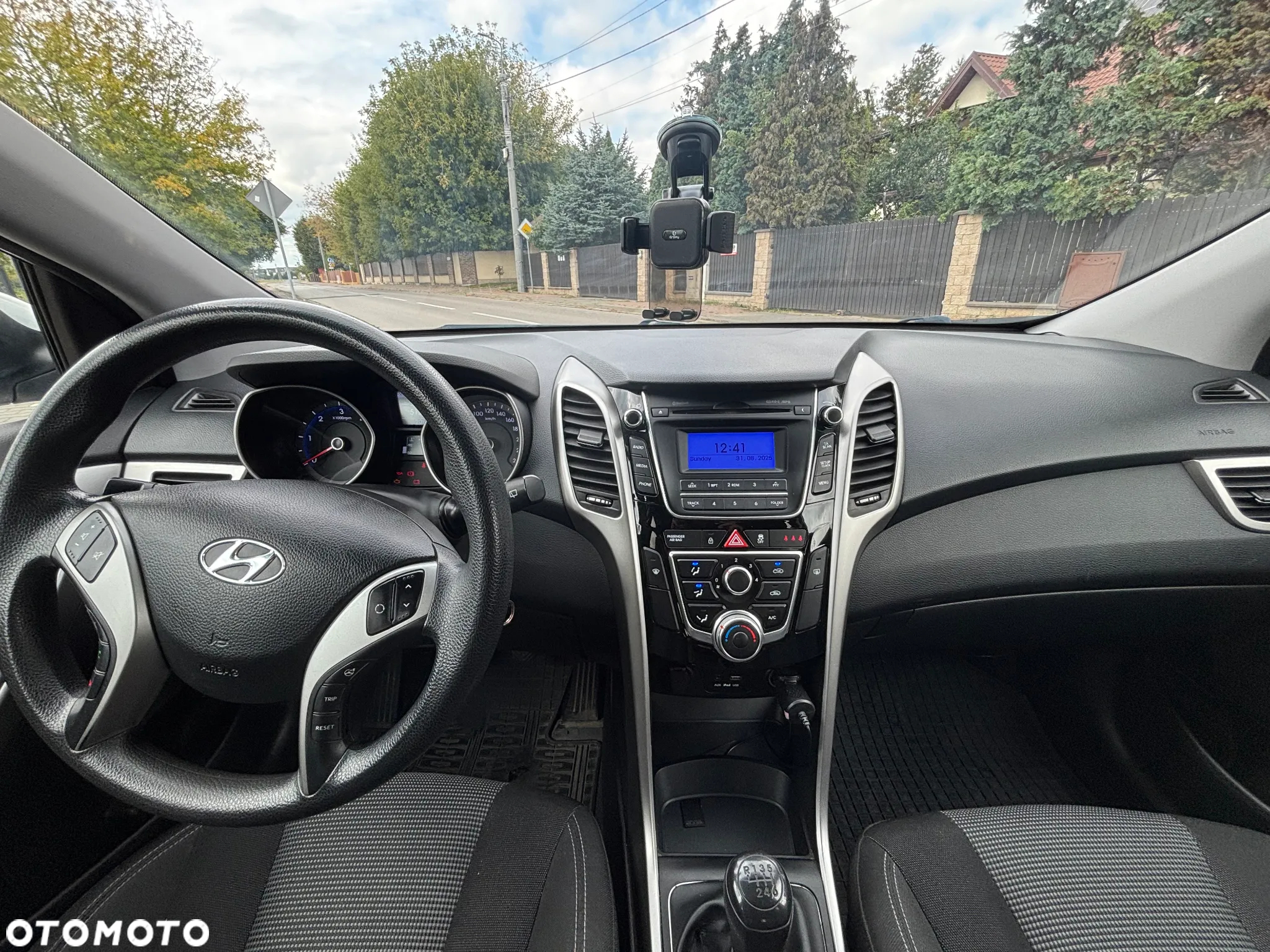 Hyundai i30 1.6 CRDi Classic + - 6