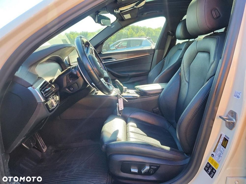 BMW Seria 5 530i M Sport Edition - 7