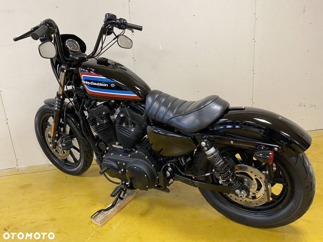 Harley-Davidson Sportster Iron 1200 - 14