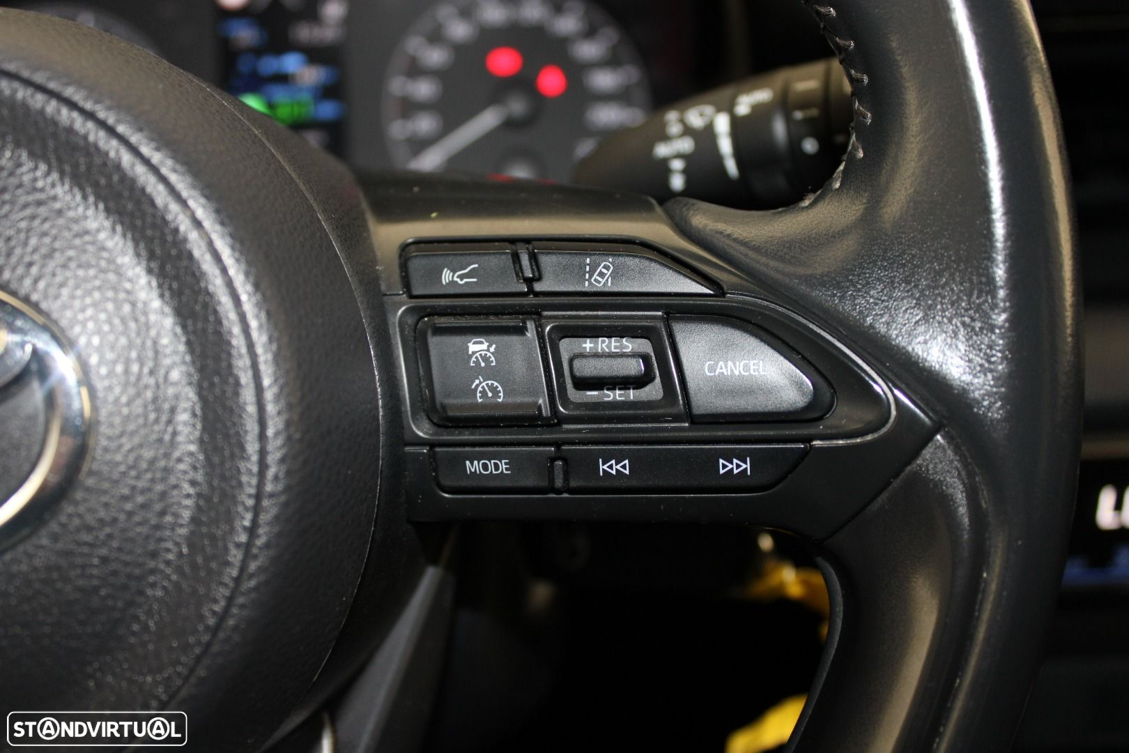 Toyota Yaris 1.5 HDF Comfort Plus - 11