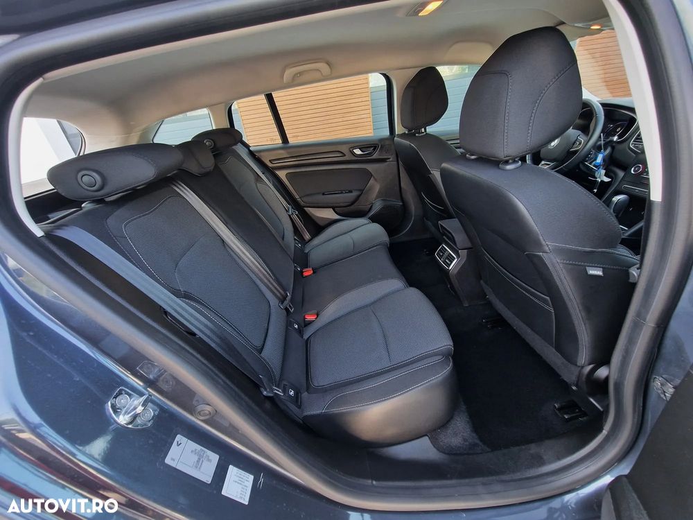 Renault Megane ENERGY dCi EDC Intens - 17