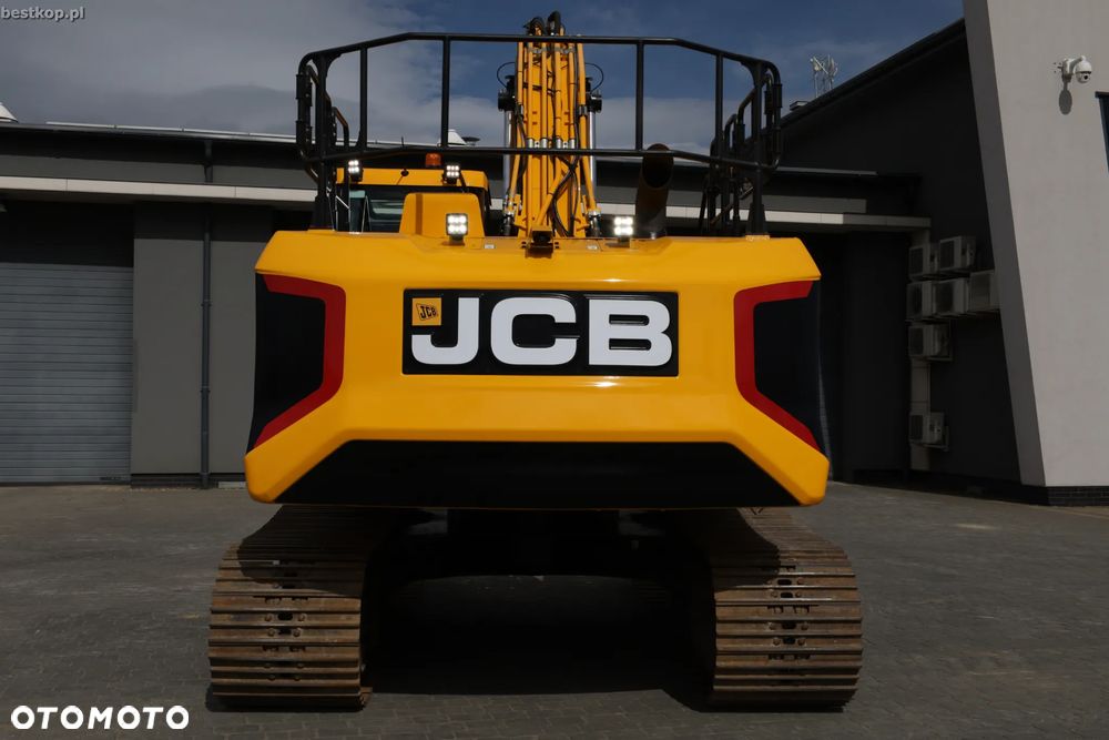 JCB 220X - 7