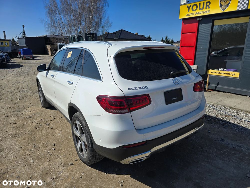 Mercedes-Benz GLC 300 4Matic 9G-TRONIC Edition Avantgarde - 5
