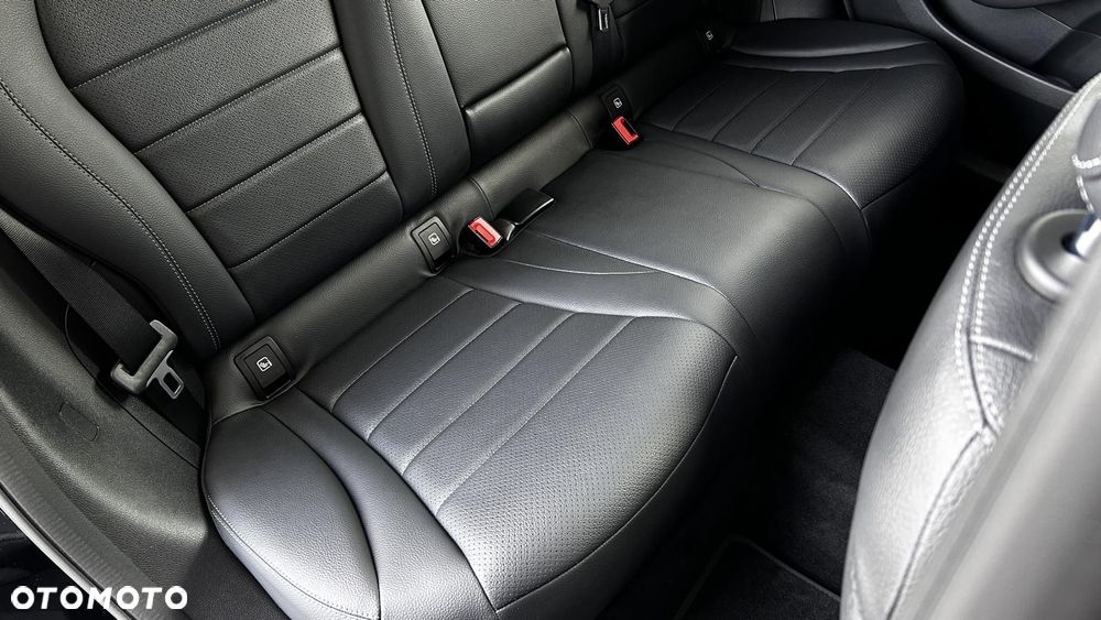 Mercedes-Benz GLC 200 - 28