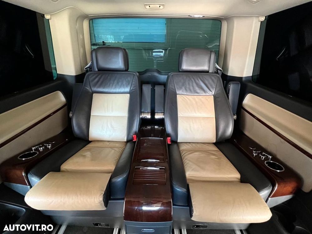 Volkswagen Multivan - 7