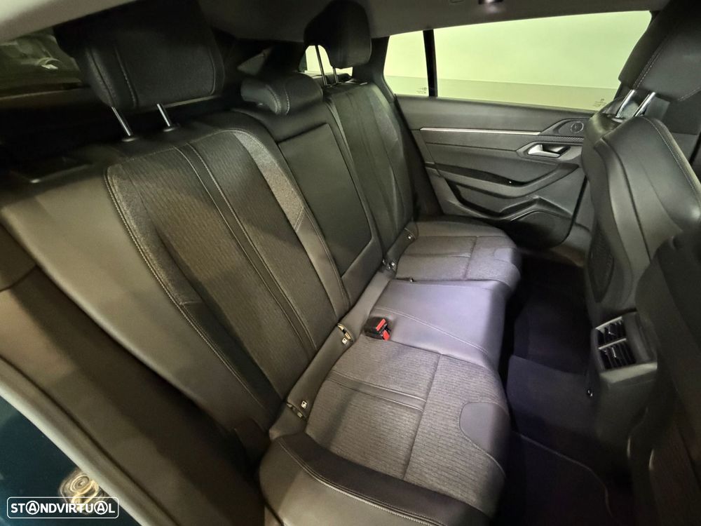 Peugeot 508 SW 1.6 Hybrid Allure e-EAT8 - 28