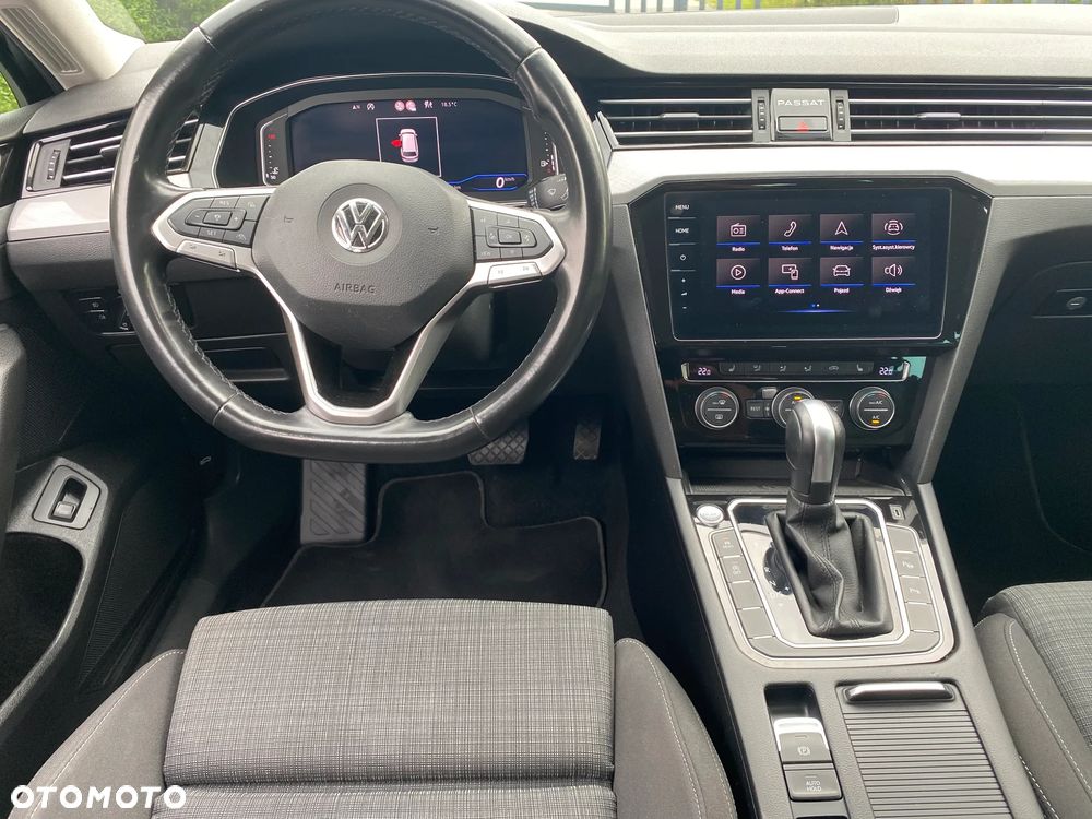 Volkswagen Passat 2.0 TDI SCR DSG Elegance - 12