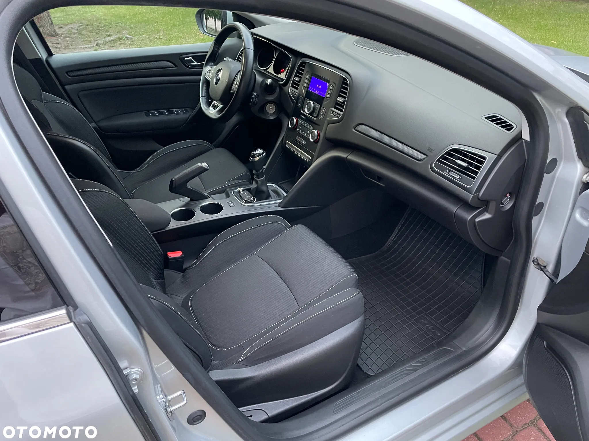 Renault Megane 1.6 dCi Business - 27