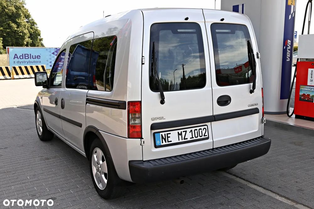 Opel Combo Tour Enjoy - 17