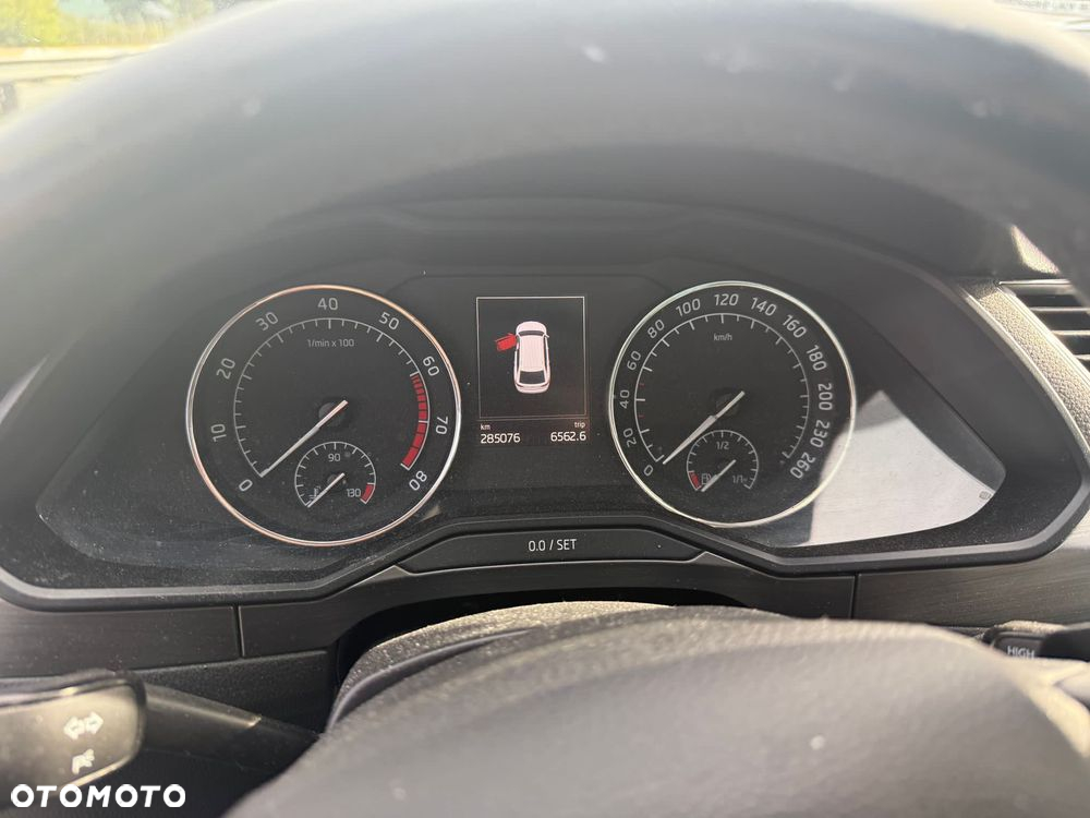 Skoda Superb 2.0 TSI 4x4 Sportline DSG - 8