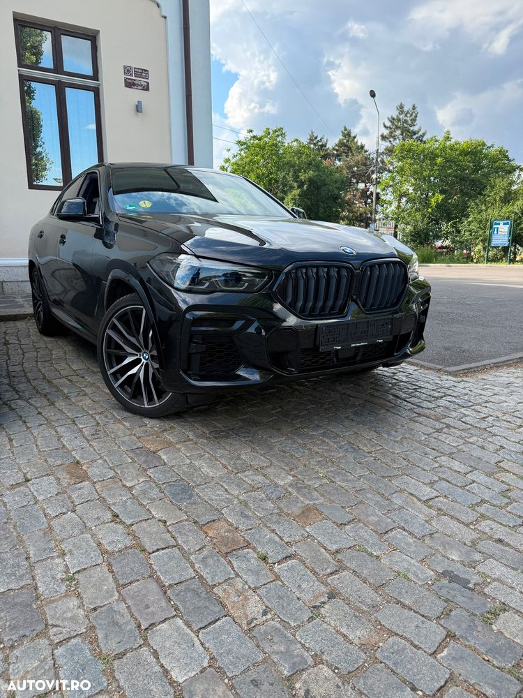 BMW X6 M M50i - 1