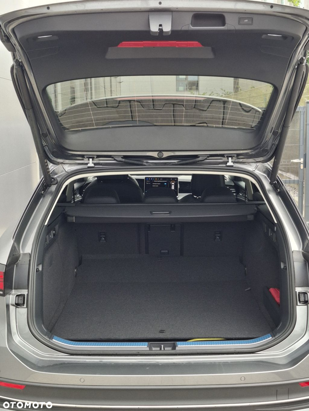 Volkswagen Passat - 31