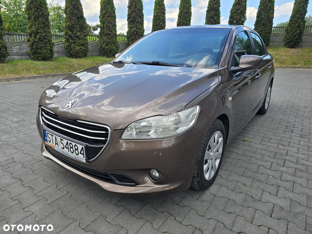 Peugeot 301 1.6 HDi Active - 1