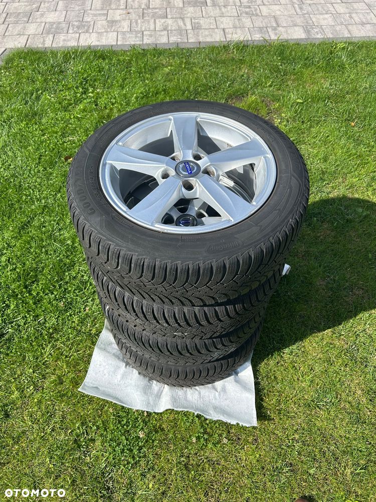 Volvo V40 - 13