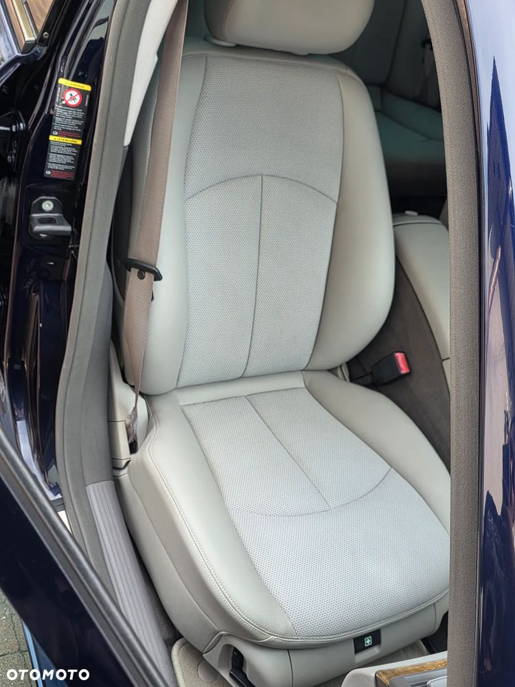 Mercedes-Benz Klasa E 350 4Matic Automatik Avantgarde - 22