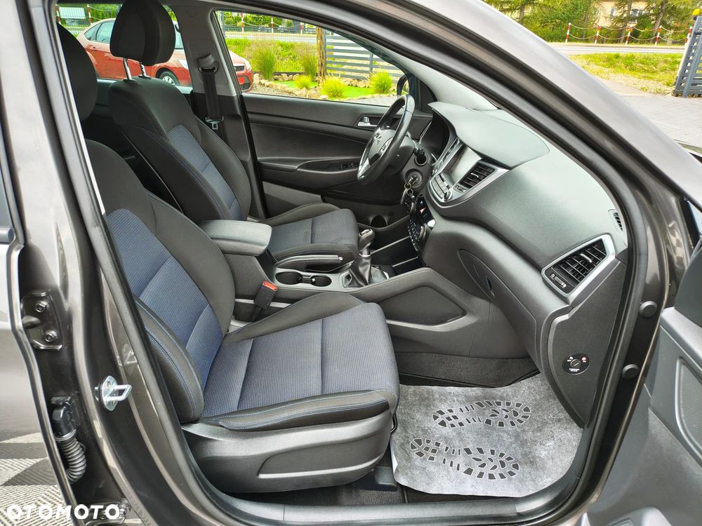 Hyundai Tucson blue 1.6 GDi 2WD Passion - 32