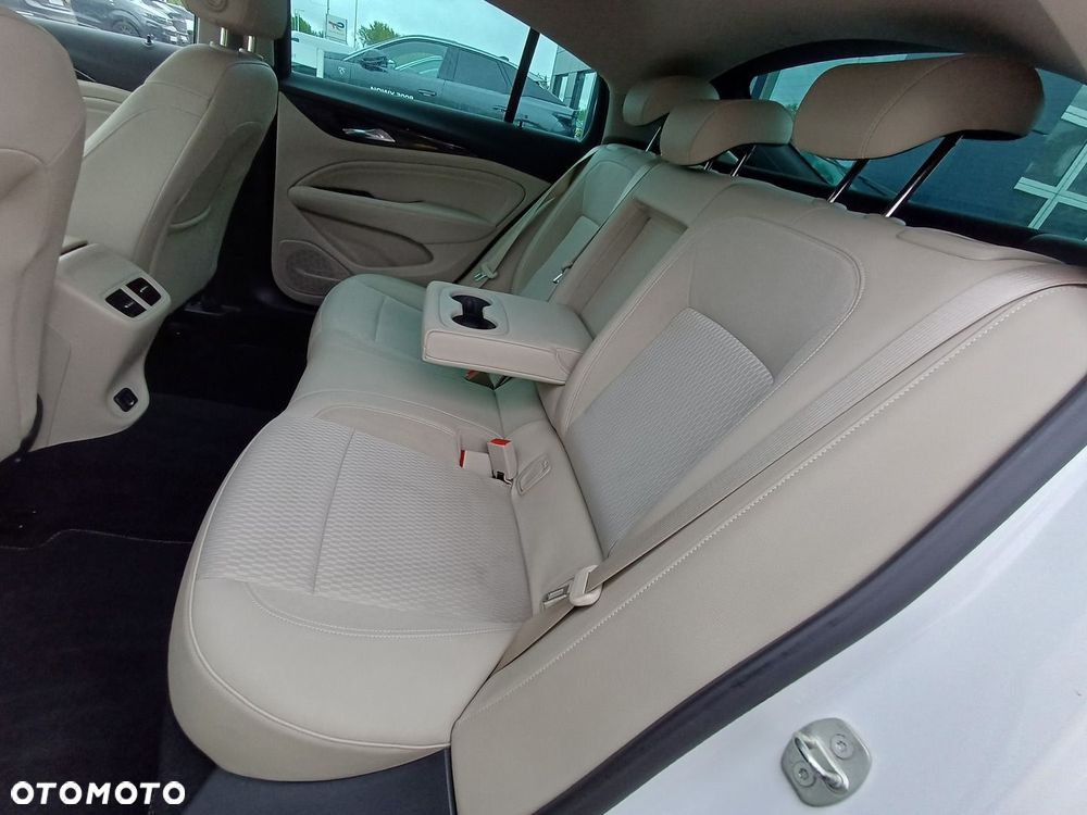 Opel Insignia 2.0 CDTI Innovation S&S - 30