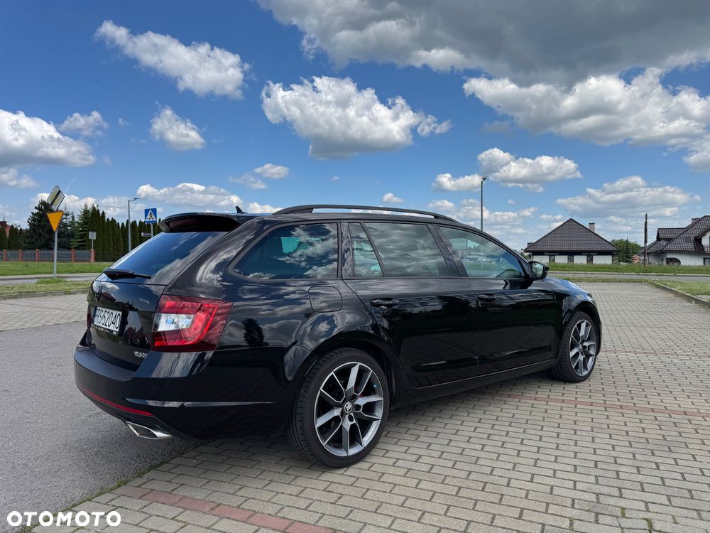 Skoda Octavia 2.0 TDI SCR RS DSG - 8