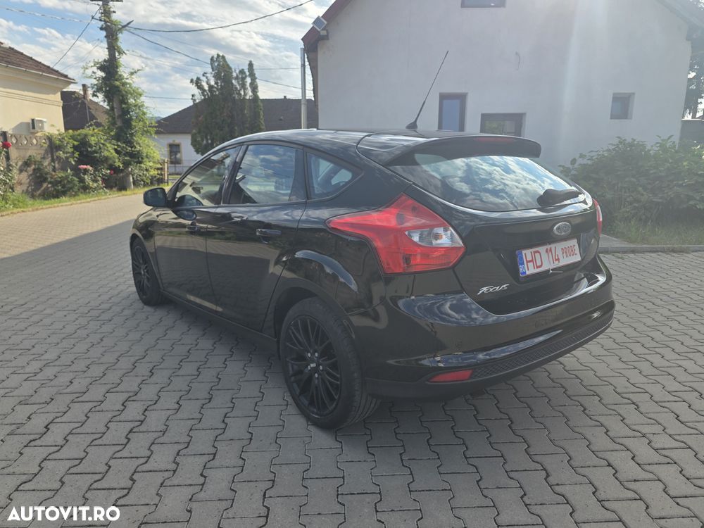 Ford Focus 1.6 TDCi ECOnetic 88g Start-Stopp-Sy Titanium - 10