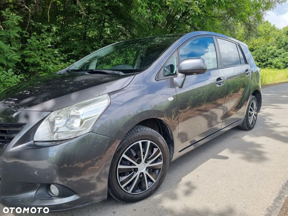 Toyota Verso 1.8 Edition - 5