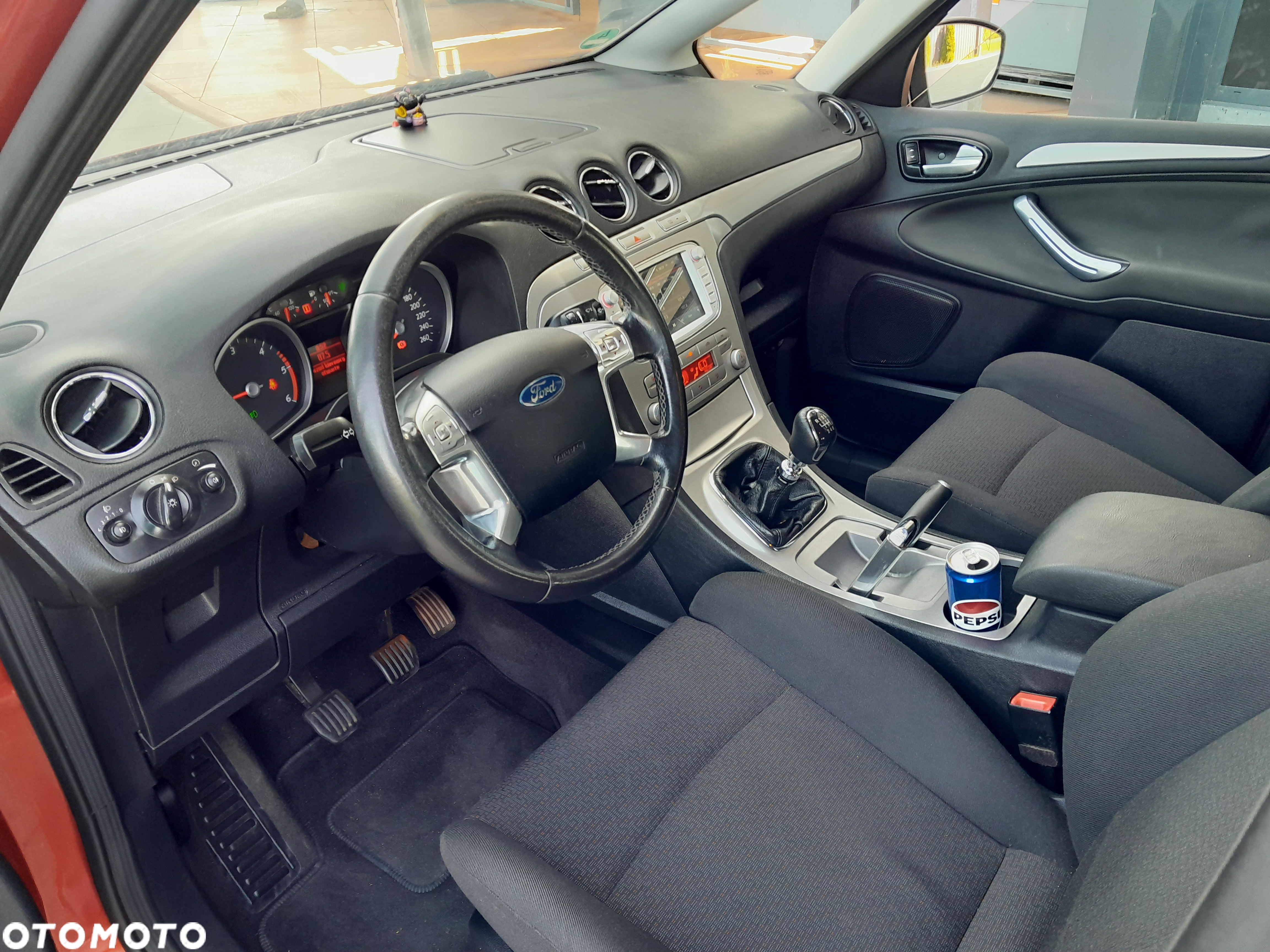 Ford S-Max - 6