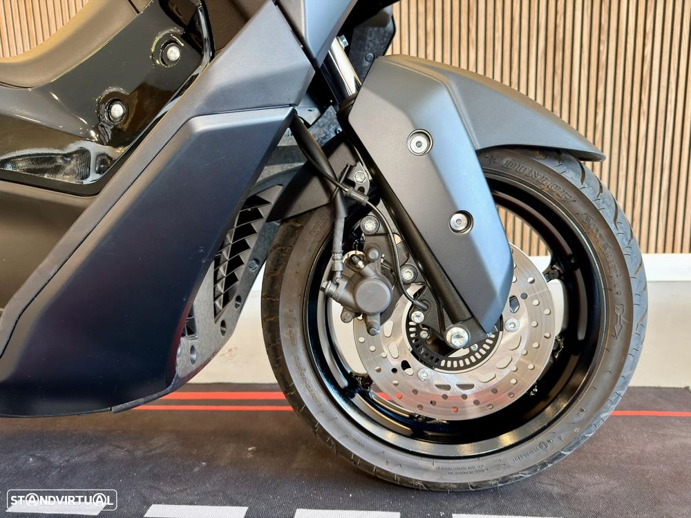 Yamaha NMAX - 6