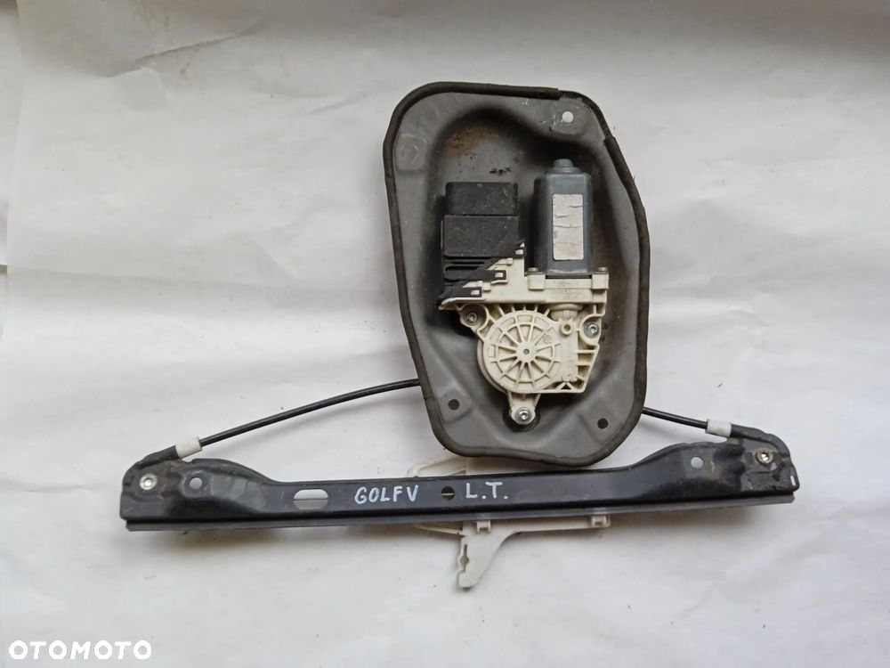PODNOŚNIK LEWY TYŁ VOLKSWAGEN GOLF V 1K4839461A 994847104 - 1