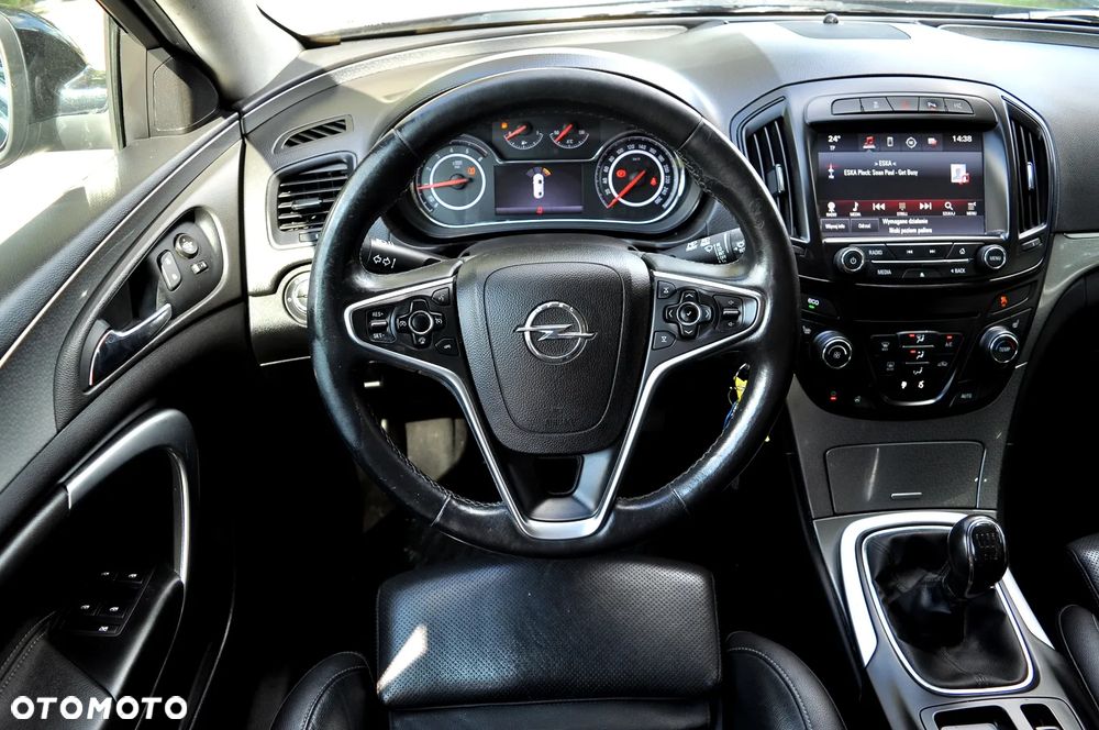 Opel Insignia - 18