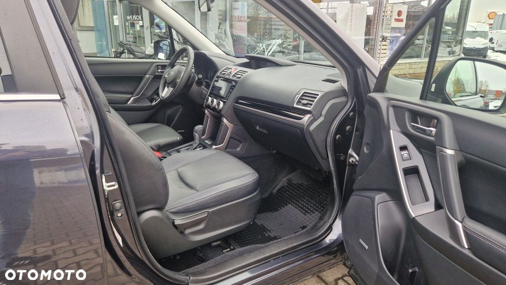 Subaru Forester 2.0XT Platinum Lineartronic EU6 - 21