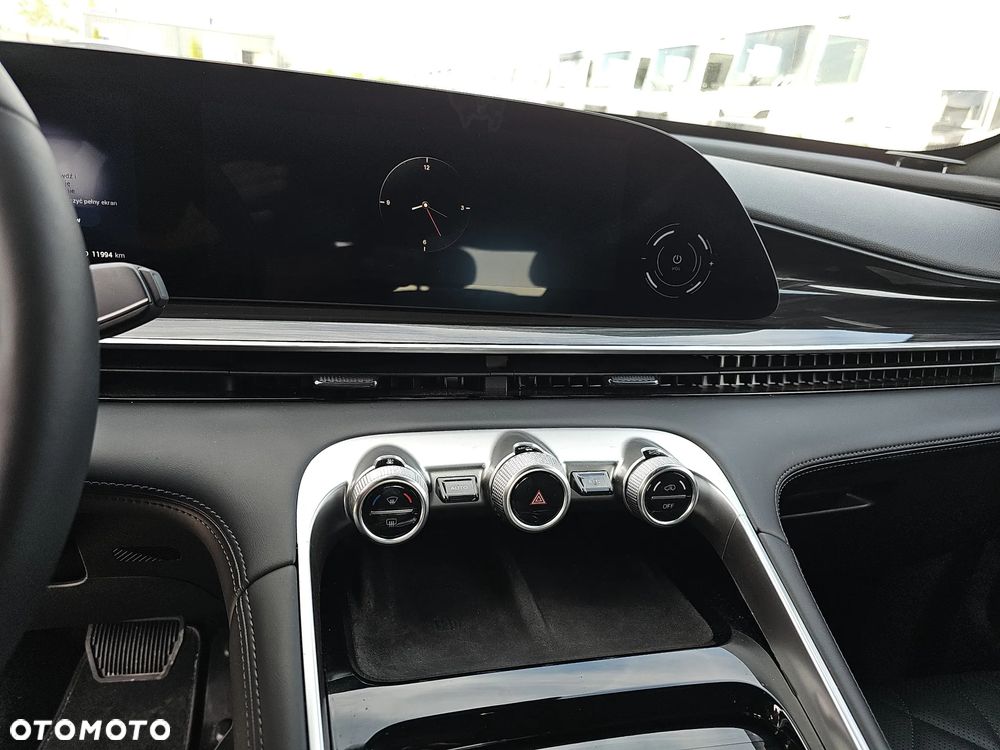 Omoda 9 1.5 Super Hybrid Exclusive AWD - 15