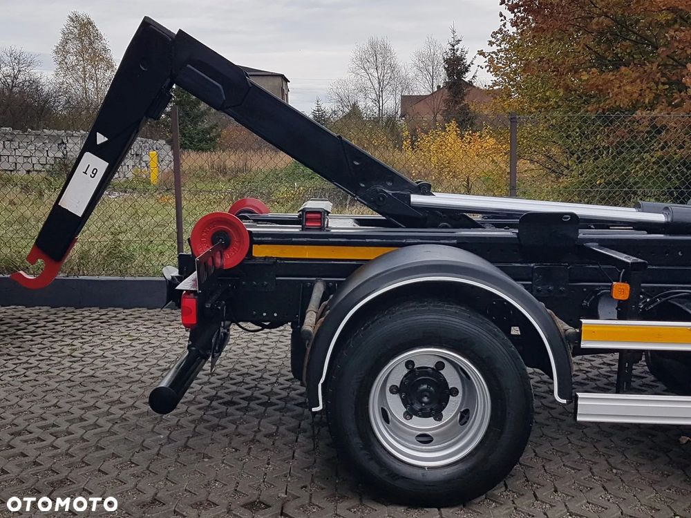 MAN TGL 12.220 HAKOWIEC 4x2 KLIMA HAKOWIEC DO KONTENERÓW - 20