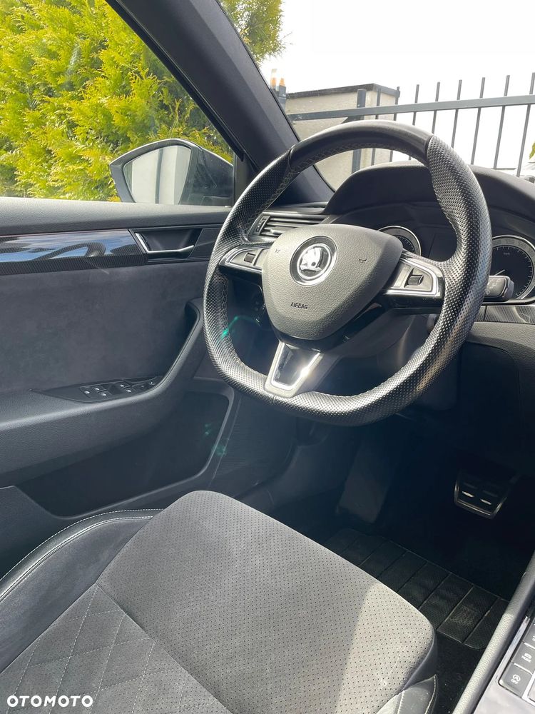 Skoda Superb 2.0 TSI Sportline DSG - 6