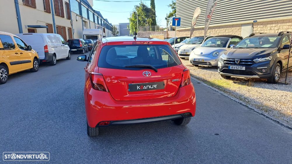 Toyota Yaris 1.4 D-4D Comfort 99g - 17