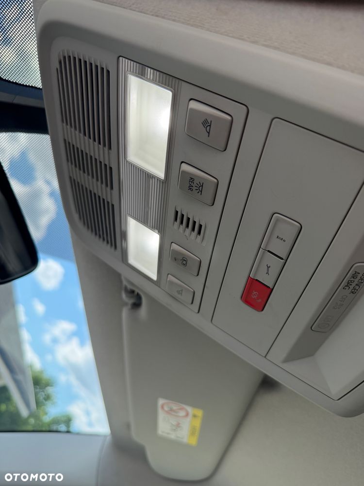 Volkswagen Transporter - 24