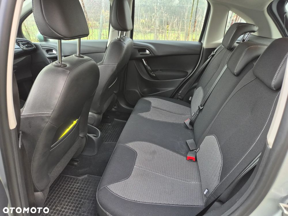 Citroën C3 1.2 PureTech Selection - 15