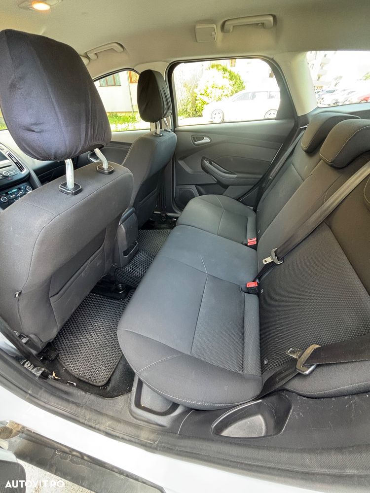 Ford Focus 2.0 TDCI Trend - 14