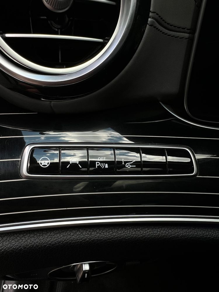 Mercedes-Benz Klasa E 350 D 9G-TRONIC AMG Line - 22