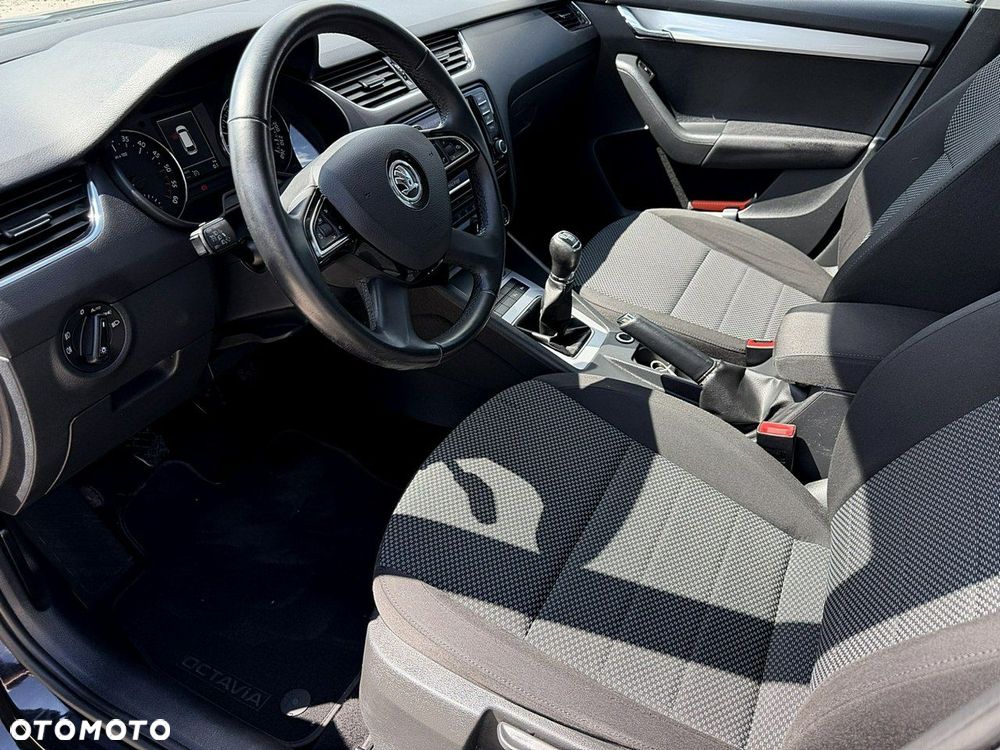 Skoda Octavia - 8