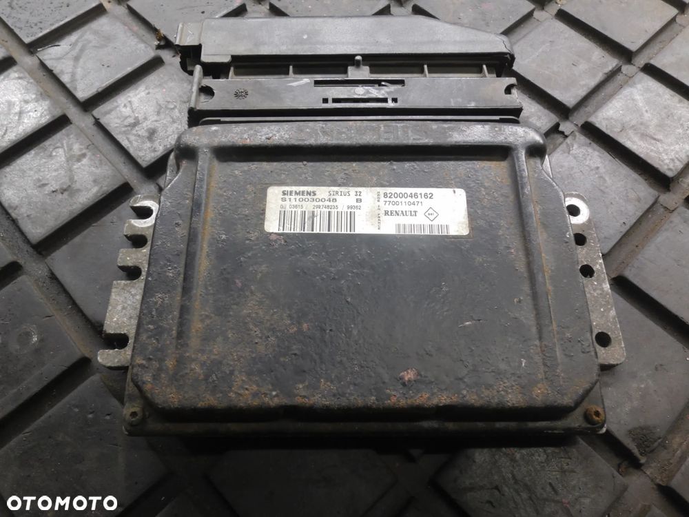 Komputer sterownik silnika Renault Megane 1.6 8200046162 7700110471 S110030048 B - 1