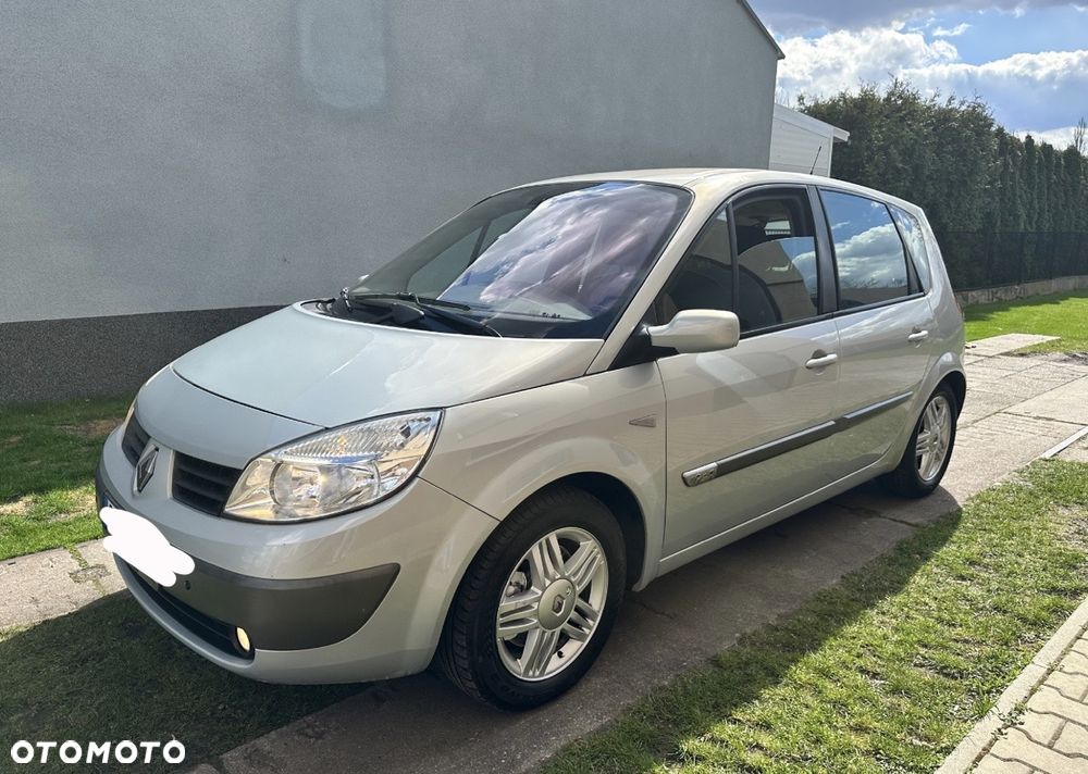 Renault Scenic - 1