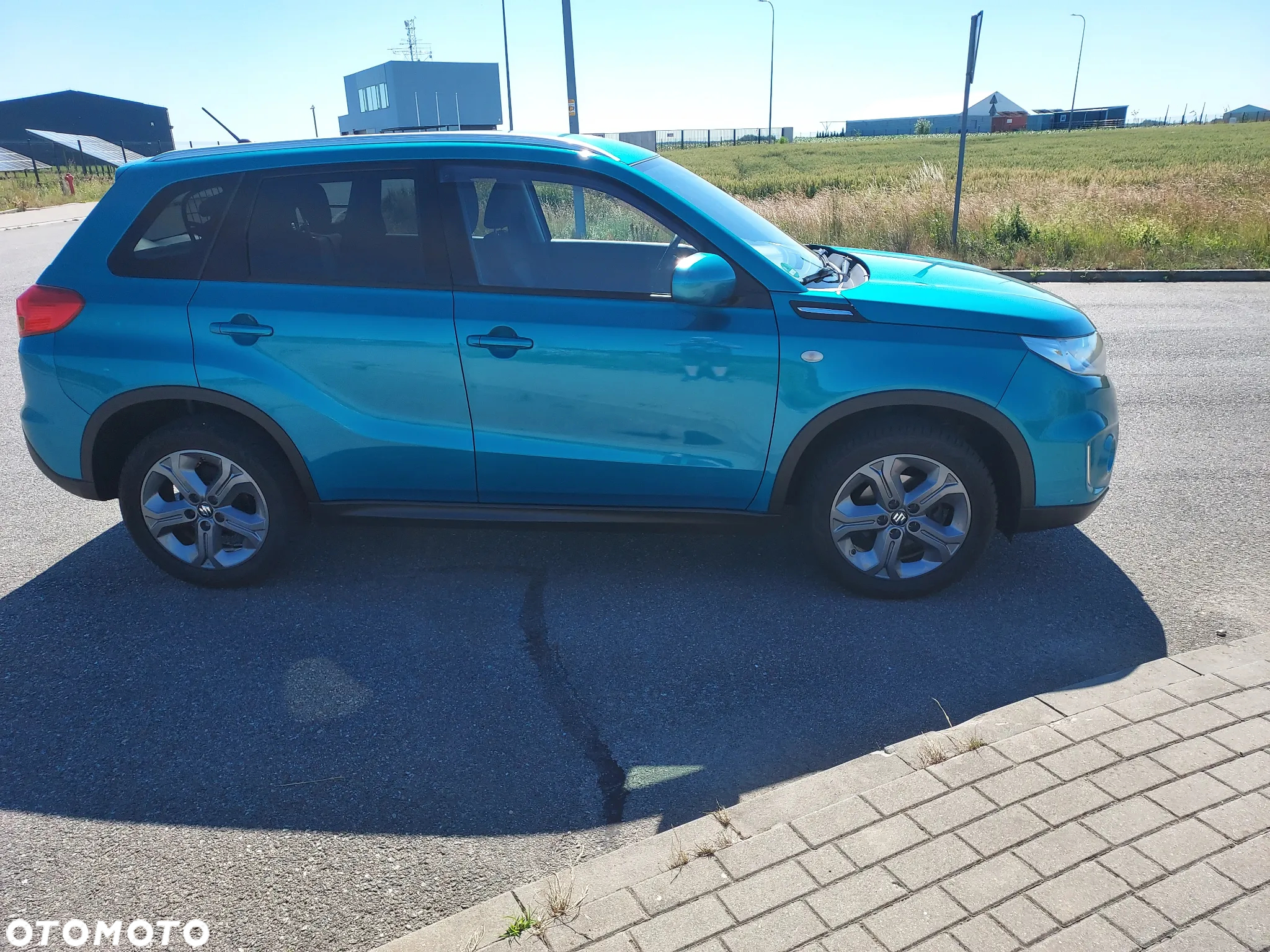 Suzuki Vitara 1.6 Premium 2WD - 22