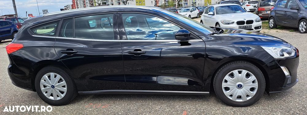 Ford Focus 1.5 EcoBlue Start-Stopp-System COOL&CONNECT - 10