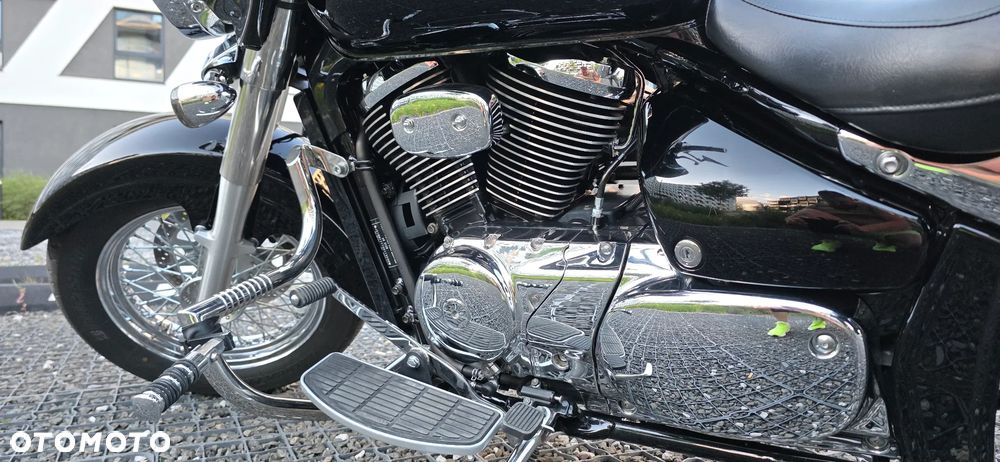 Suzuki Intruder - 5
